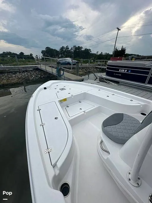 Slide: The Image of NauticStar Shallow Bay 2025 - 16353625