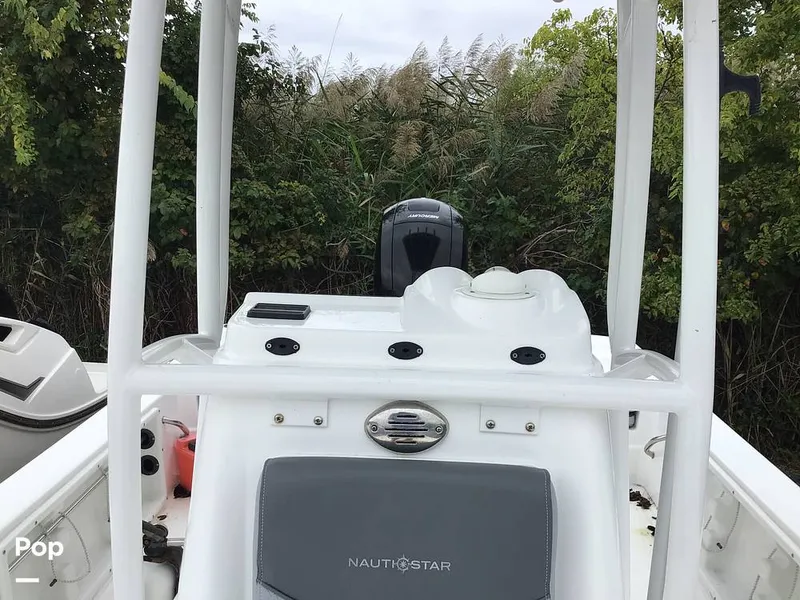 Slide: The Image of NauticStar Shallow Bay 2025 - 16763505