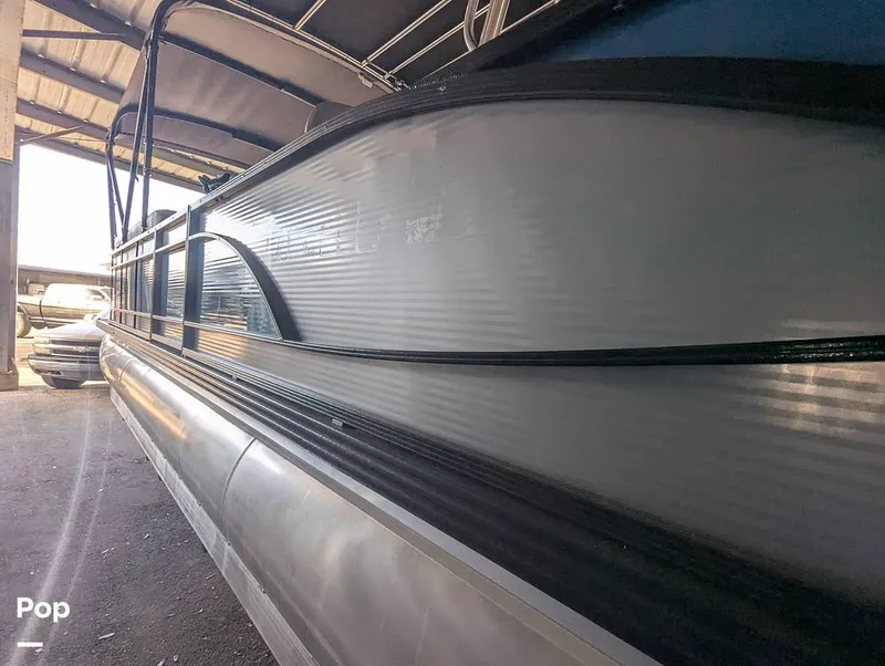 Slide: The Image of Manitou MB 27 SHP II 2019 - 16411767