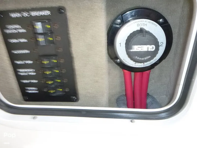 Slide: The Image of Sea Ray 260 Sundancer 2004 - 16407520