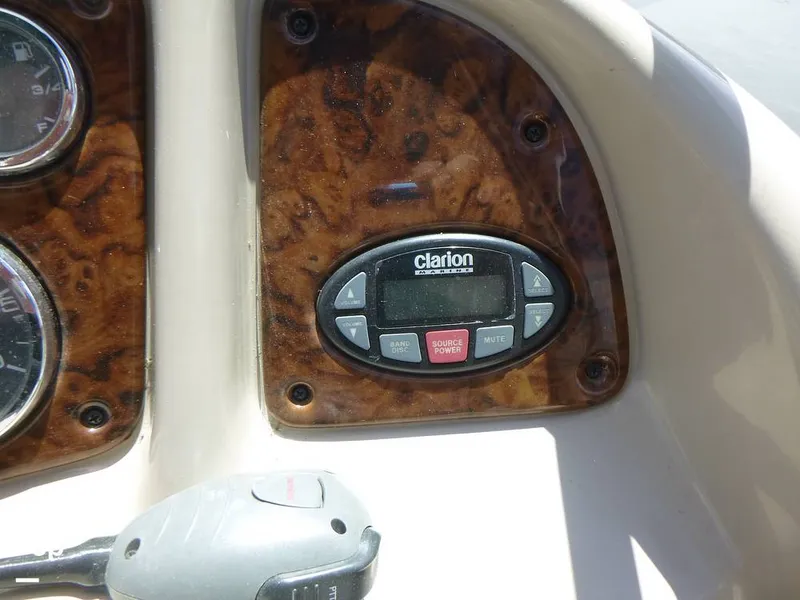 Slide: The Image of Sea Ray 260 Sundancer 2004 - 16407529