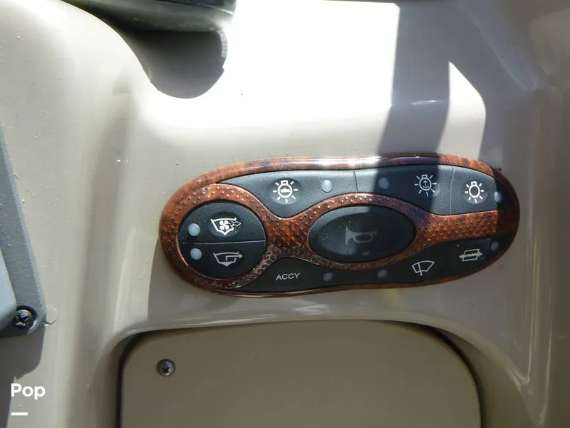 Slide: The Image of Sea Ray 260 Sundancer 2004 - 16407531