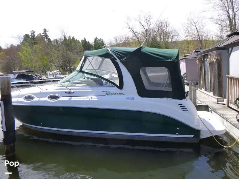 Slide: The Image of Sea Ray 260 Sundancer 2004 - 16407512