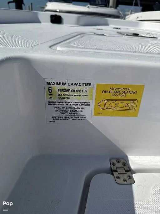 Slide: The Image of NauticStar Shallow Bay 2024 - 16356261