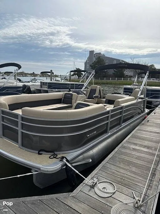 Slide: The Image of Harris HCX23 F 2025 - 16357457