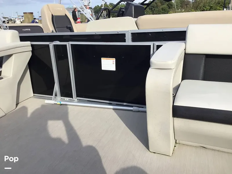 Slide: The Image of Harris 230 Breeze 2025 - 16783393