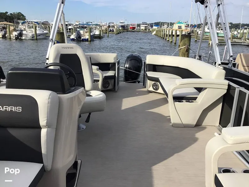 Slide: The Image of Harris 230 Breeze 2025 - 16783390