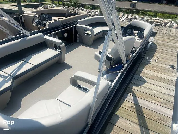 Slide: The Image of Harris 230 Breeze 2025 - 16357513