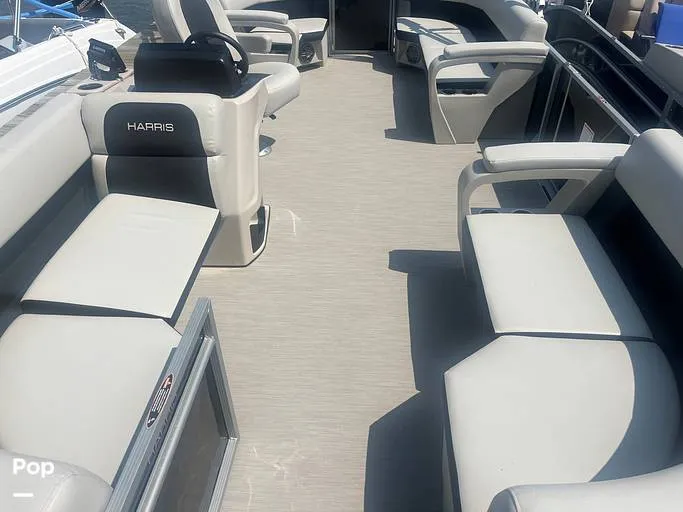 Slide: The Image of Harris 230 Breeze 2025 - 16357514