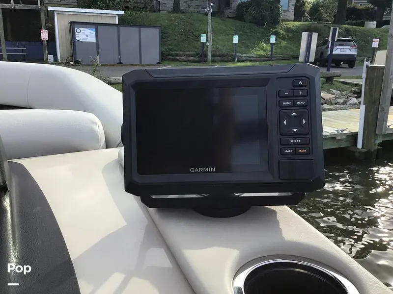 Slide: The Image of Harris 230 Breeze 2025 - 16783412