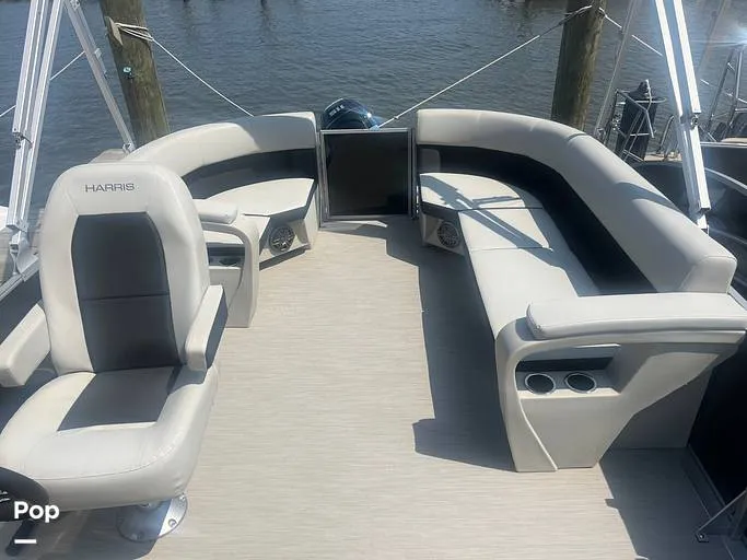 Slide: The Image of Harris 230 Breeze 2025 - 16357516