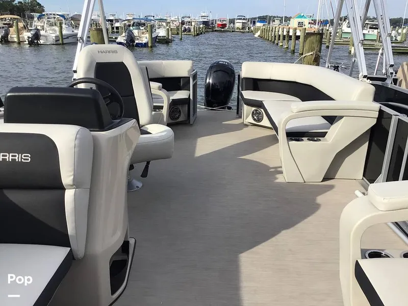 Slide: The Image of Harris 230 Breeze 2025 - 16783386