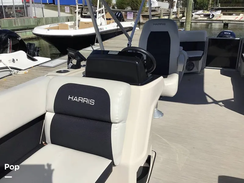 Slide: The Image of Harris Breeze 230 2025 - 16810501