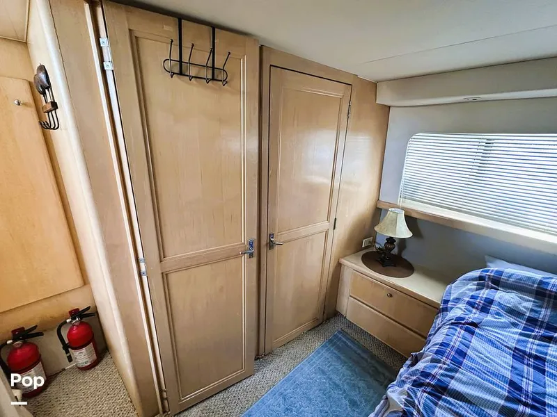 Slide: The Image of Carver Yachts 355 AFT CABIN 1997 - 16370870