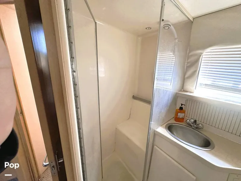 Slide: The Image of Carver Yachts 355 AFT CABIN 1997 - 16370876