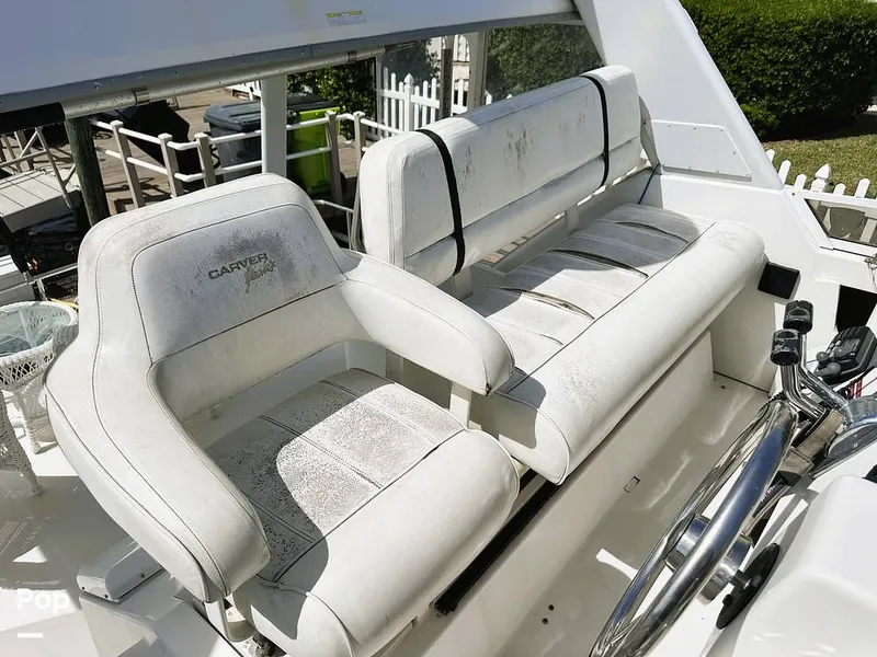 Slide: The Image of Carver Yachts 355 AFT CABIN 1997 - 16370785
