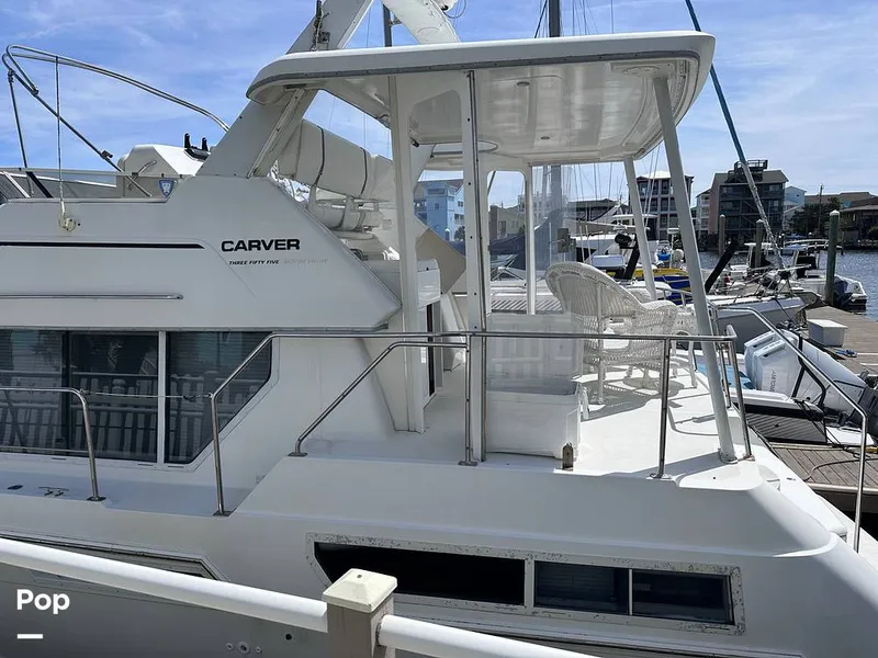 Slide: The Image of Carver Yachts 355 AFT CABIN 1997 - 16370807