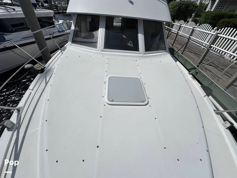 Slide: The Image of Carver Yachts 355 AFT CABIN 1997 - 16370774