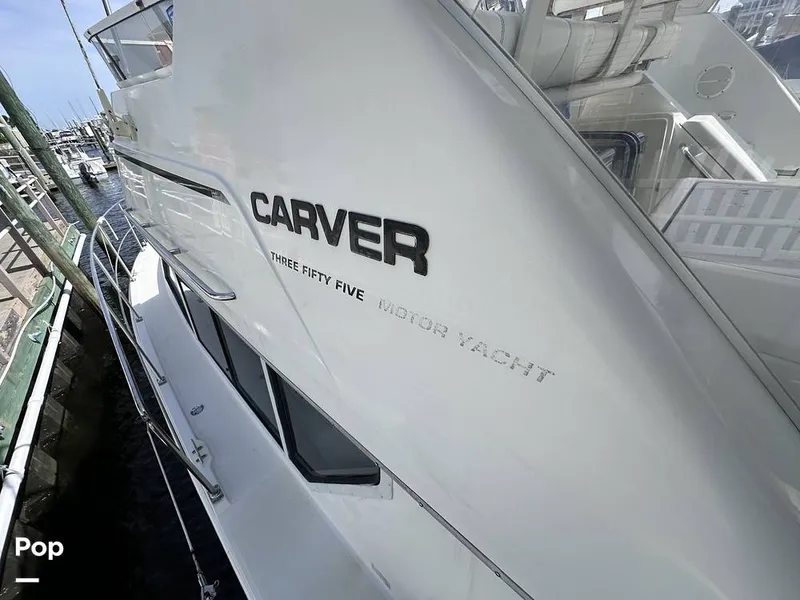 Slide: The Image of Carver Yachts 355 AFT CABIN 1997 - 16370773