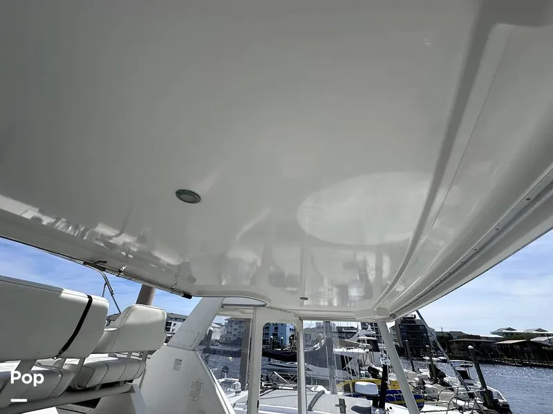 Slide: The Image of Carver Yachts 355 AFT CABIN 1997 - 16370761