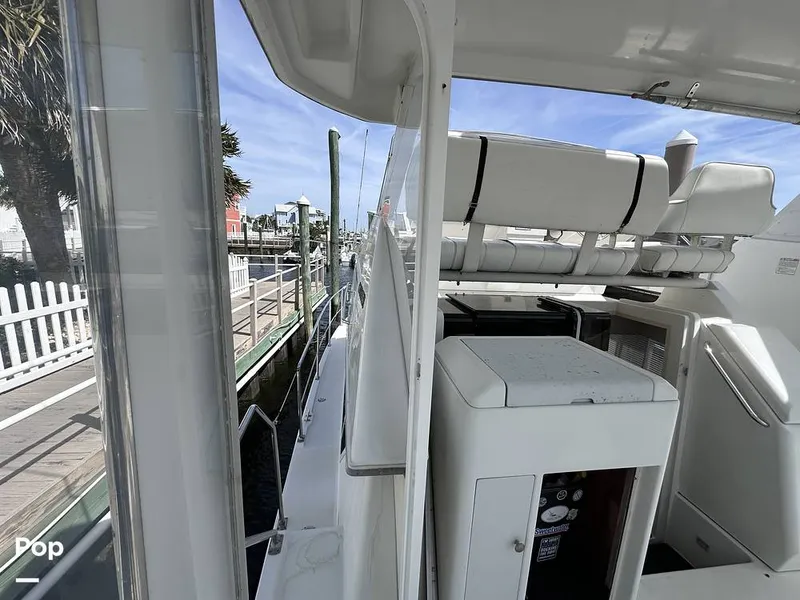 Slide: The Image of Carver Yachts 355 AFT CABIN 1997 - 16370763