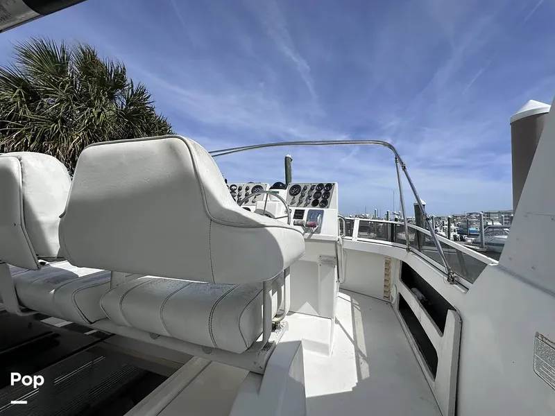 Slide: The Image of Carver Yachts 355 AFT CABIN 1997 - 16370767
