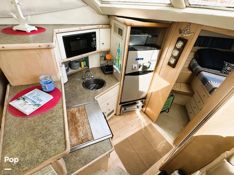 Slide: The Image of Carver Yachts 355 AFT CABIN 1997 - 16370820