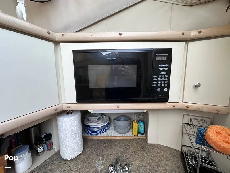 Slide: The Image of Carver Yachts 355 AFT CABIN 1997 - 16370827