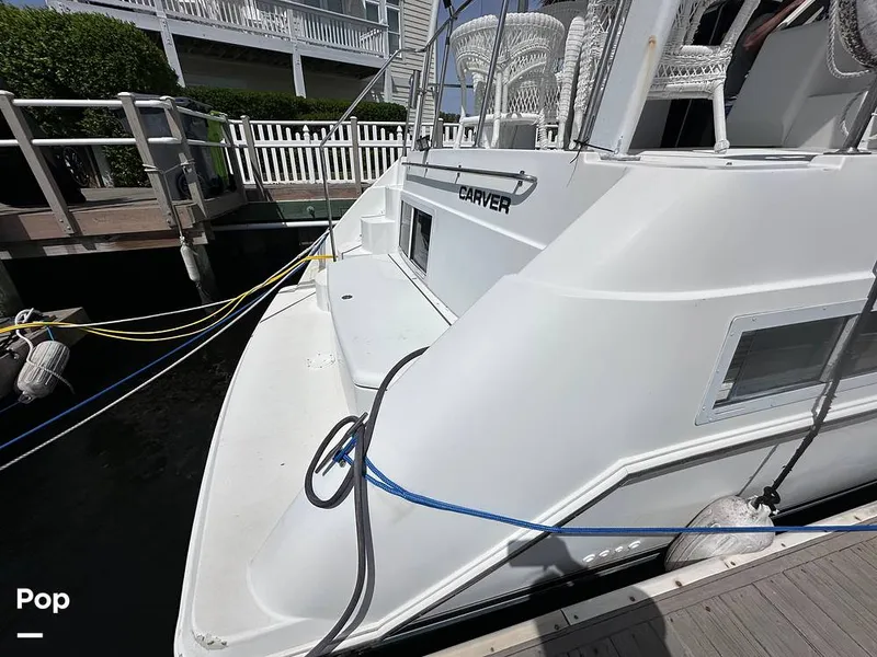 Slide: The Image of Carver Yachts 355 AFT CABIN 1997 - 16370804