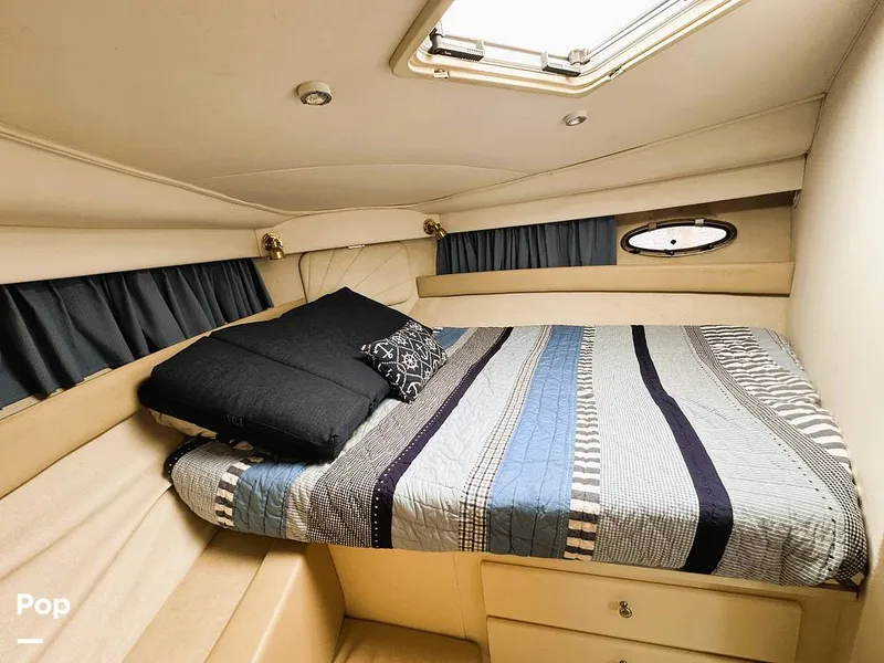 Slide: The Image of Carver Yachts 355 AFT CABIN 1997 - 16370846