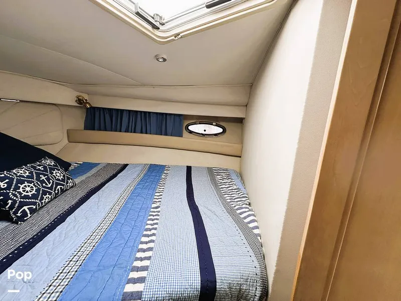 Slide: The Image of Carver Yachts 355 AFT CABIN 1997 - 16370847