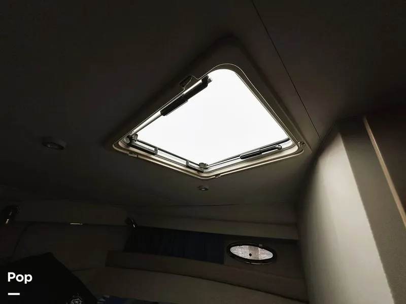 Slide: The Image of Carver Yachts 355 AFT CABIN 1997 - 16370848