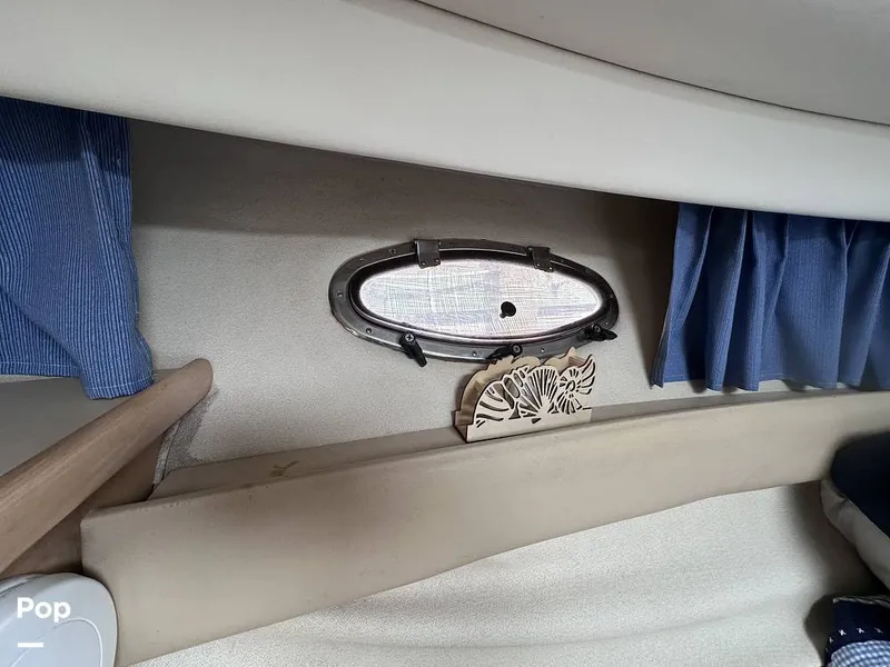 Slide: The Image of Carver Yachts 355 AFT CABIN 1997 - 16370853