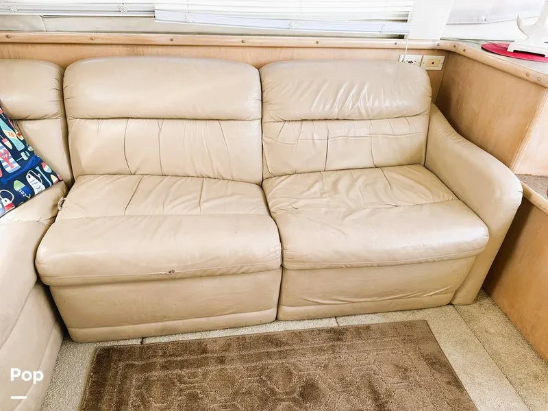 Slide: The Image of Carver Yachts 355 AFT CABIN 1997 - 16370854