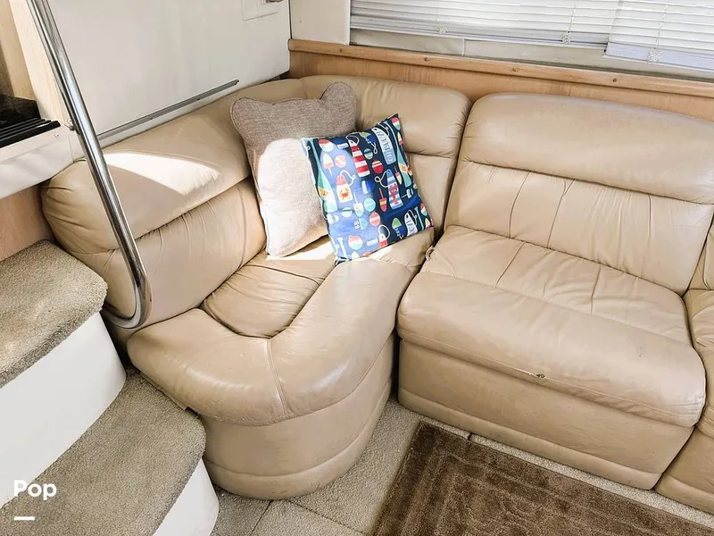 Slide: The Image of Carver Yachts 355 AFT CABIN 1997 - 16370855