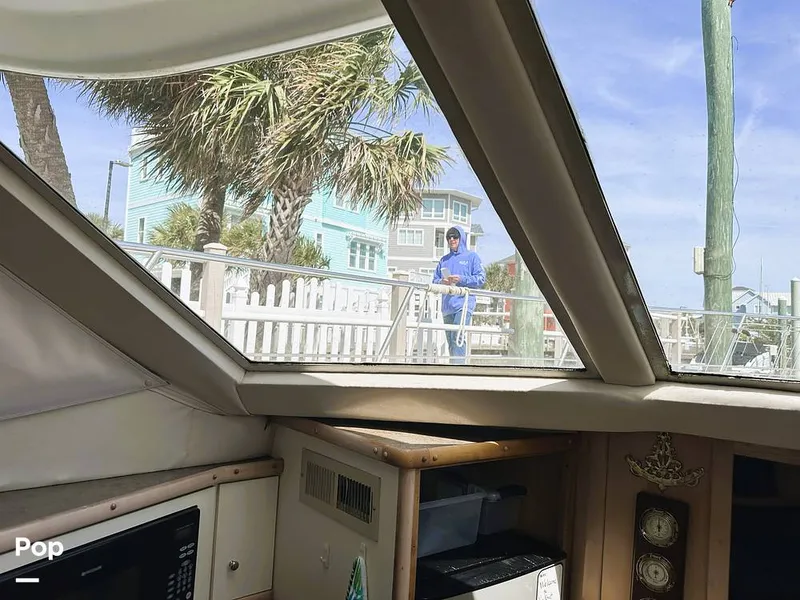 Slide: The Image of Carver Yachts 355 AFT CABIN 1997 - 16370862