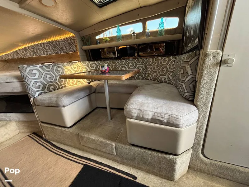 Slide: The Image of Bayliner 3555 Avanti 1990 - 16501374
