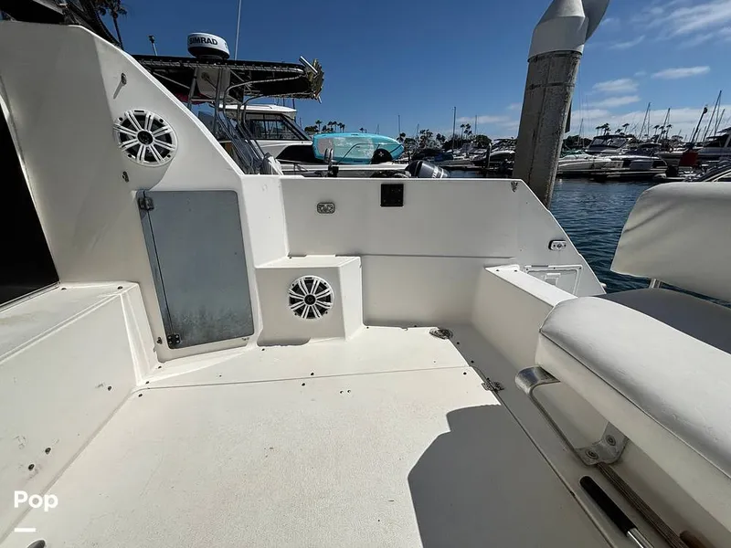 Slide: The Image of Bayliner 3555 Avanti 1990 - 16501416