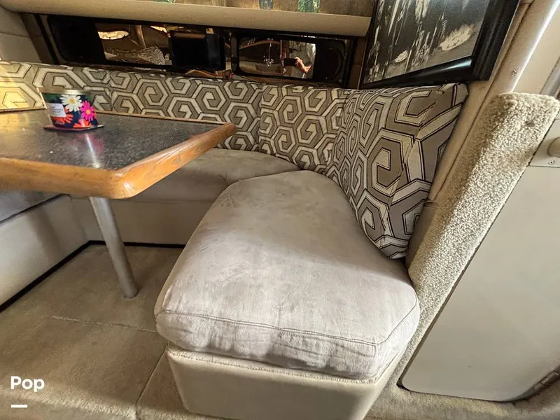 Slide: The Image of Bayliner 3555 Avanti 1990 - 16501373