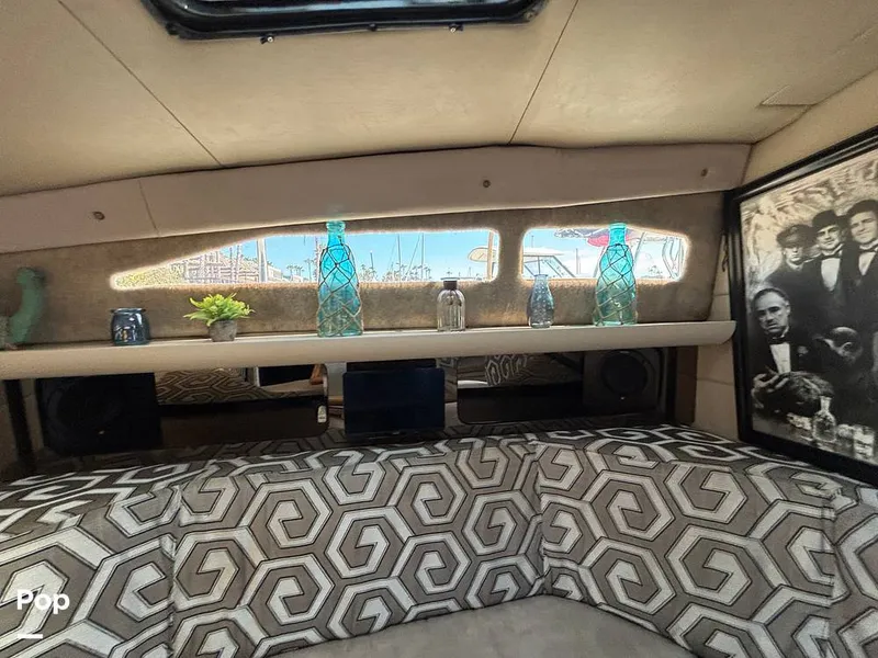 Slide: The Image of Bayliner 3555 Avanti 1990 - 16501369