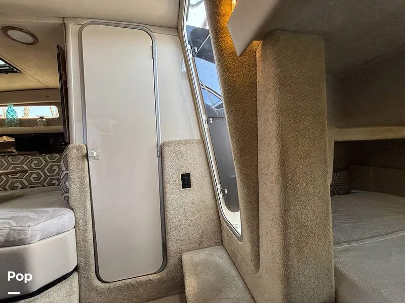 Slide: The Image of Bayliner 3555 Avanti 1990 - 16501343