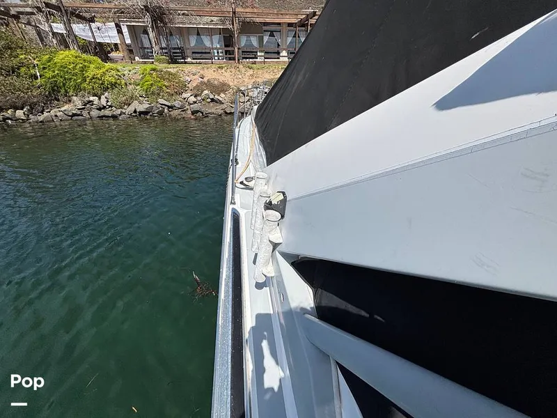 Slide: The Image of Bayliner 3555 Avanti 1990 - 16501435
