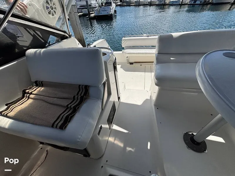 Slide: The Image of Bayliner 3555 Avanti 1990 - 16501422