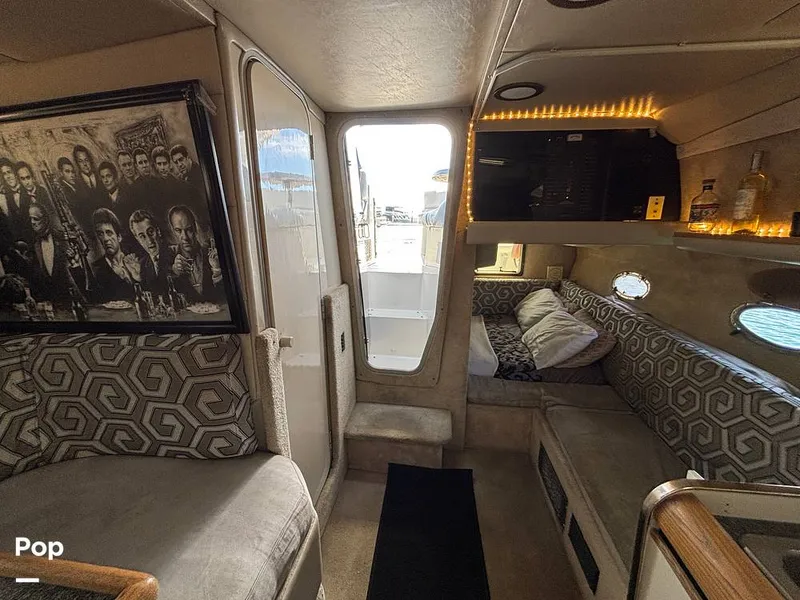 Slide: The Image of Bayliner 3555 Avanti 1990 - 16501375