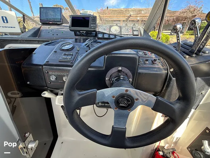 Slide: The Image of Bayliner 3555 Avanti 1990 - 16501392
