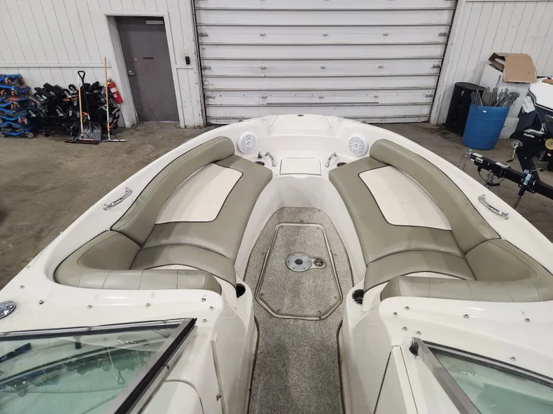 Slide: The Image of Sea Ray 240 SUNDECK 2005 - 9