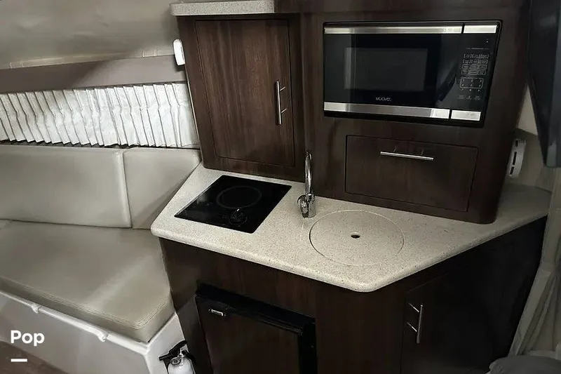 Slide: The Image of Regal Express 28 2018 - 16363262