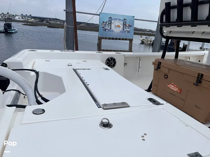 Slide: The Image of Tidewater 2210 Carolina 2021 - 16373259