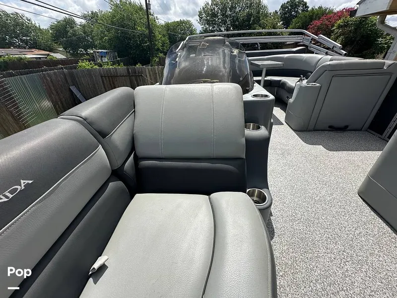 Slide: The Image of Veranda VR20L 2019 - 16563197