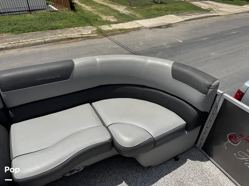 Slide: The Image of Veranda VR20L 2019 - 16404297